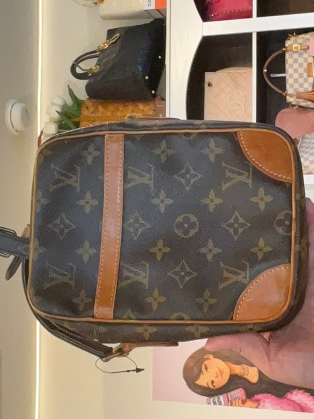 19. LV mono  sold as is Desc in live no cancel/returns